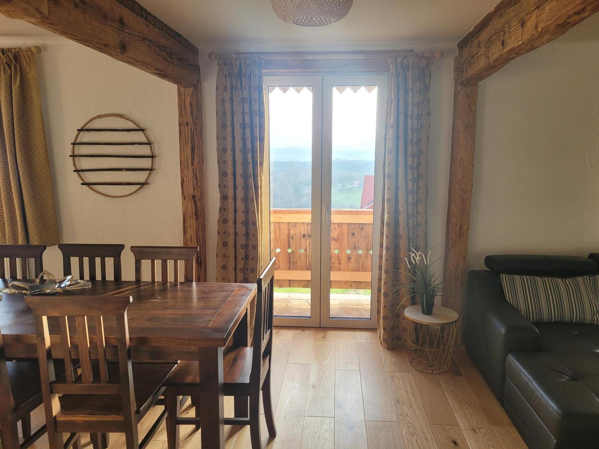 Fantastic View Vineyard Beskid Mountains Gruszow  部屋 写真
